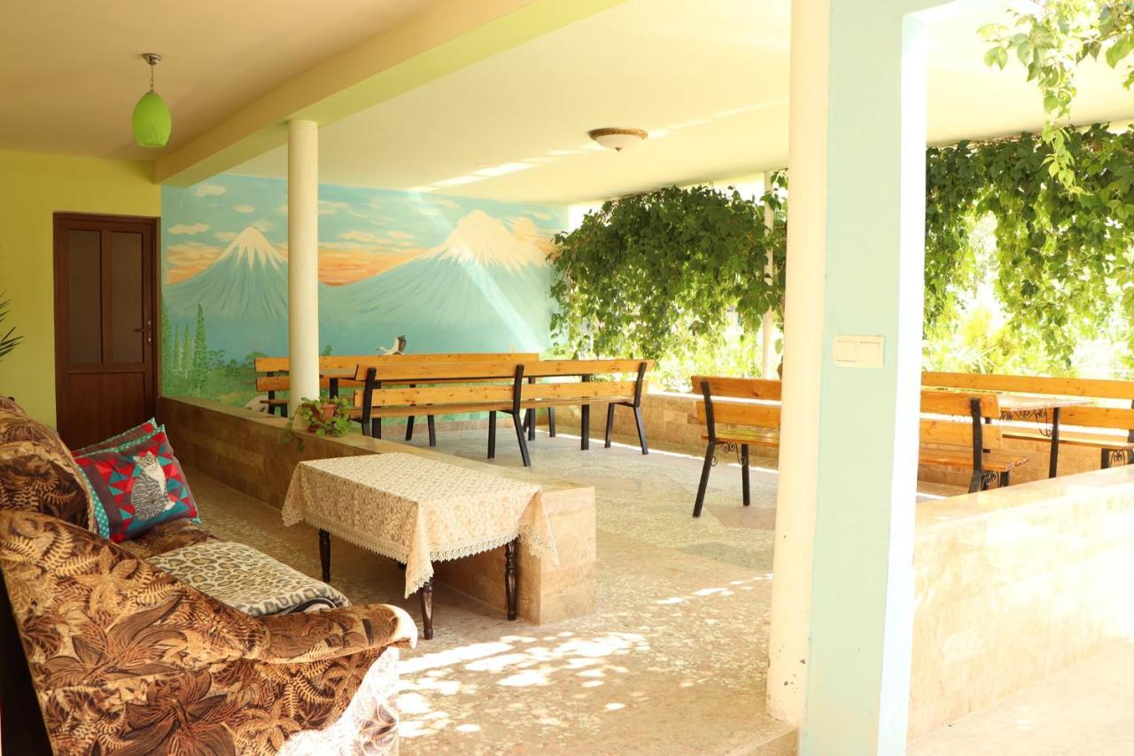Happy House Hotel Ch'iva Bagian luar foto
