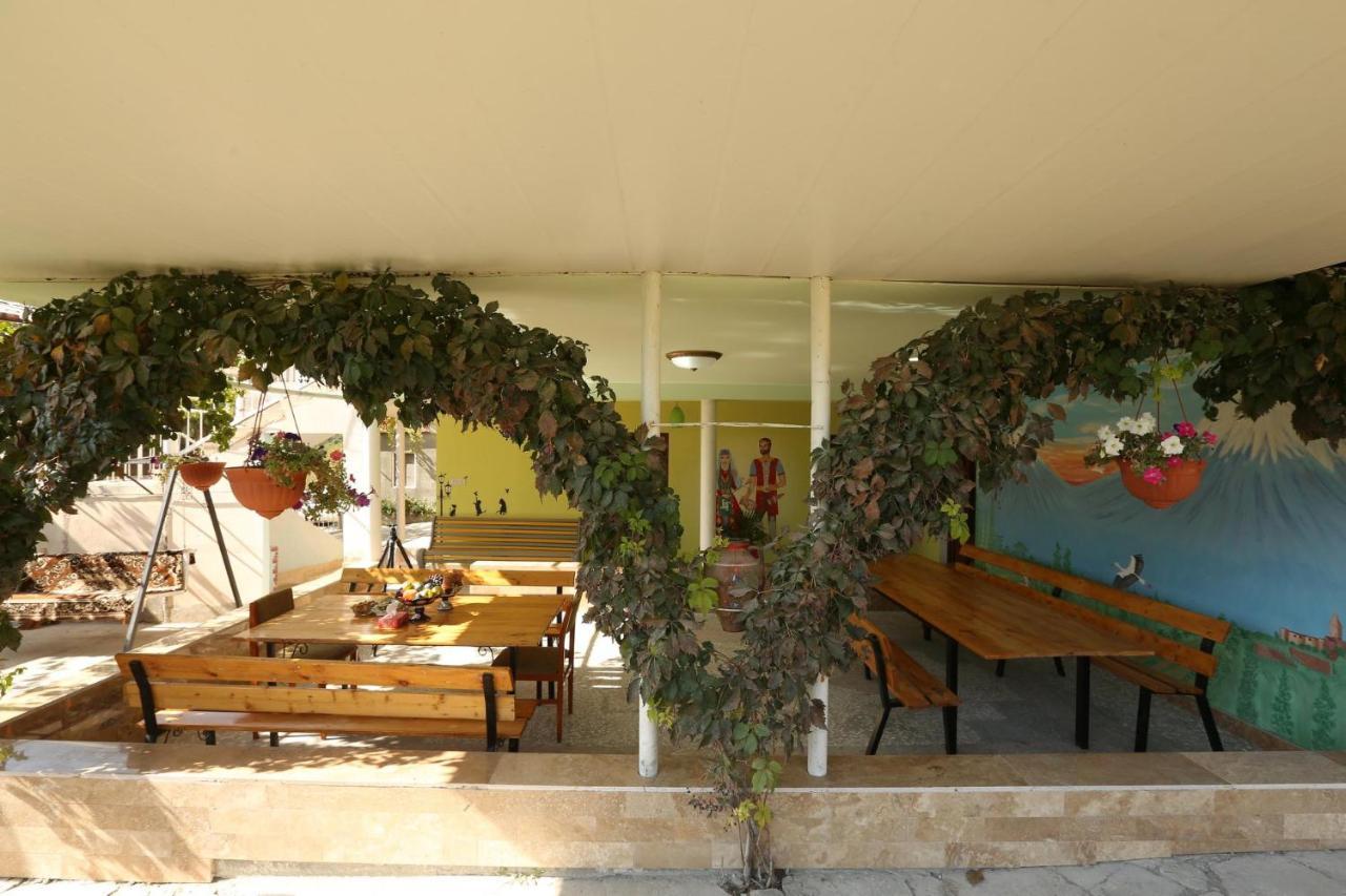 Happy House Hotel Ch'iva Bagian luar foto
